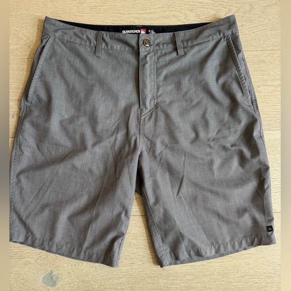 Men’s Quicksilver Amphibian Athletic shorts gray color size 34 - Picture 1 of 10